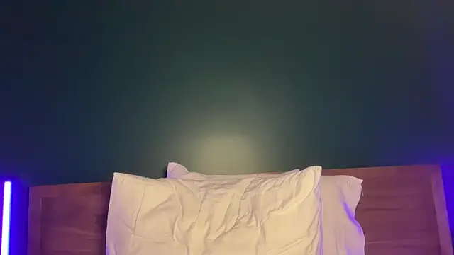 urwetdreamDDD online show from 19, 12, 2024