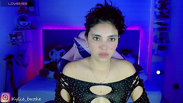 Kylie brokee online show from 1, 2, 2025