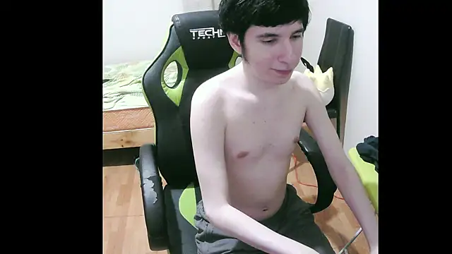 Twink martinboy online show from 15, 2, 2025