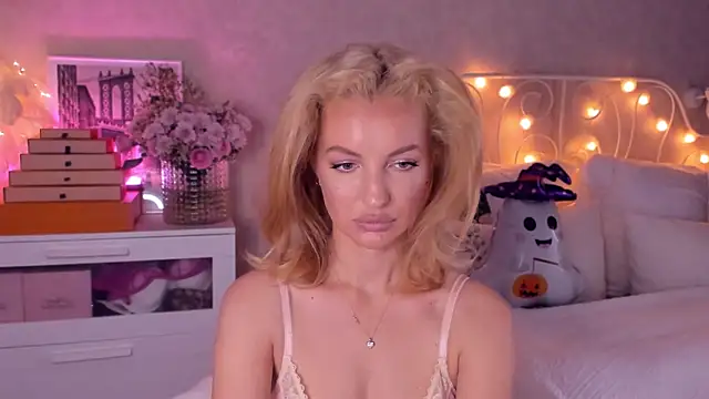 aestetick online show from 1, 11, 2025