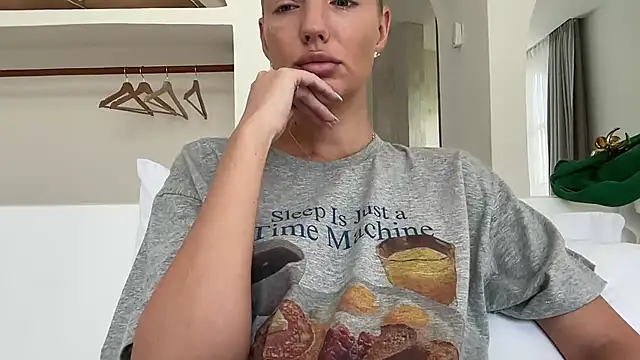 aestetick online show from 26, 11, 2025