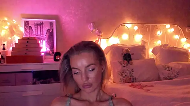 aestetick online show from 16, 11, 2025