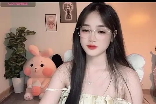  Aimy  online show from 28, 9, 2025