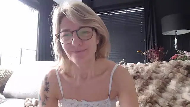 godinflower online show from 21, 10, 2025