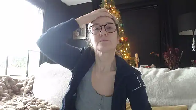 godinflower online show from 4, 12, 2025