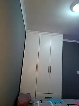 Sexylisa670 online show from 15, 4, 2026