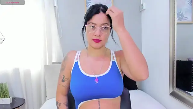 StefyGil  online show from 24, 3, 2026