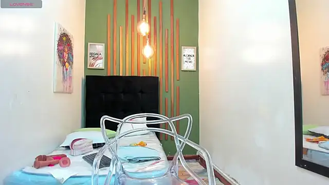 BustyAmanda online show from 20, 2, 2026