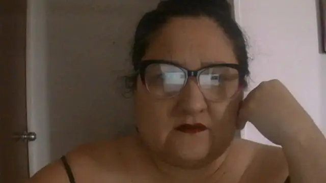 nanita1545 online show from 15, 4, 2026