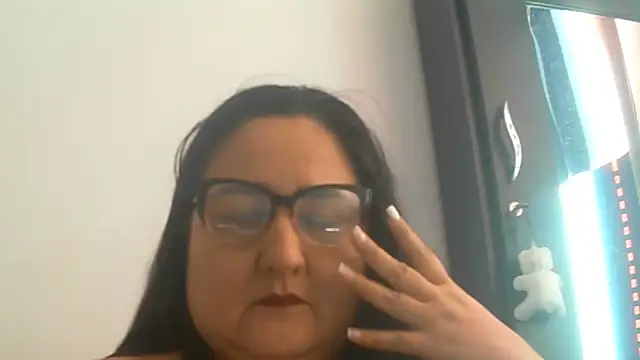 nanita1545 online show from 16, 12, 2025