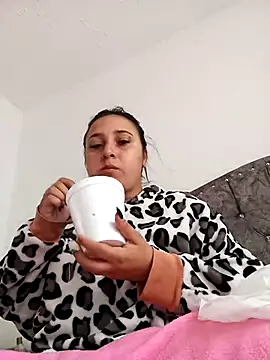 Snapshot of Juanamd1 chatting on 14, 11, 2025 Juanamd1 online show from 14, 11, 2025