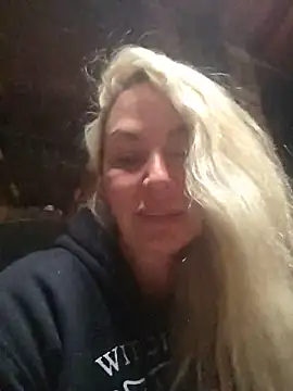 AshleyDiamonds1 online show from 15, 5, 2026