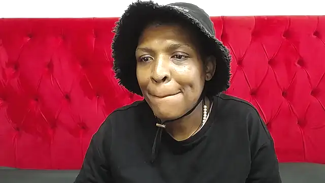 Snapshot of SpicyQueenxxxx chatting on 12, 6, 2026 SpicyQueenxxxx online show from 12, 6, 2026