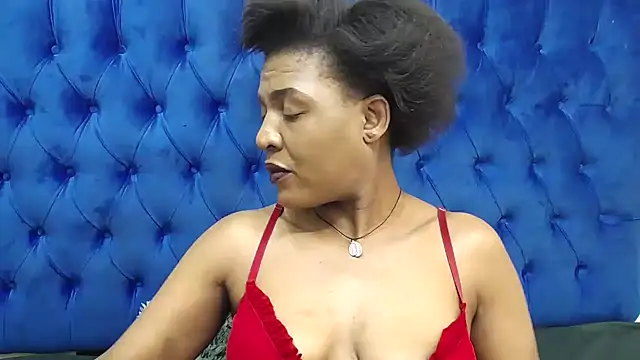 Snapshot of SpicyQueenxxxx chatting on 23, 5, 2026 SpicyQueenxxxx online show from 23, 5, 2026