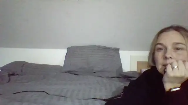 scrummymummy2 online show from 31, 1, 2026