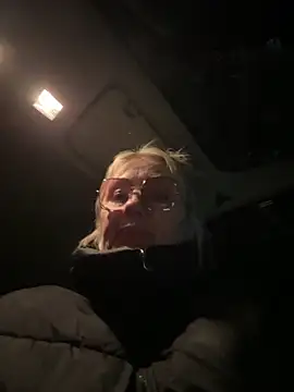 Snapshot of -Milfshake- chatting on 9, 2, 2026 -Milfshake- online show from 9, 2, 2026