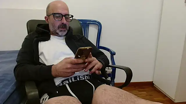 newsimo74 online show from 26, 10, 2025