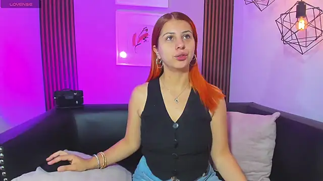 Nahiajhonson  online show from 7, 3, 2026