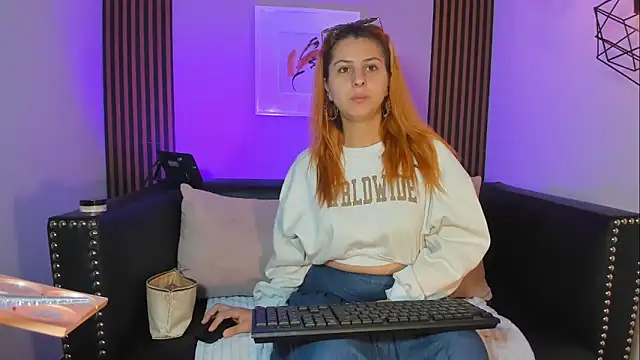 Snapshot of Nahiajhonson_ chatting on 7, 11, 2025 Nahiajhonson online show from 7, 11, 2025