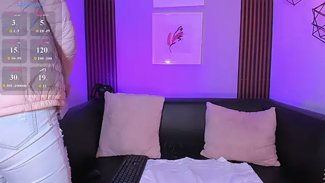 Snapshot of Nahiajhonson_ chatting on 14, 11, 2025 Nahiajhonson online show from 14, 11, 2025