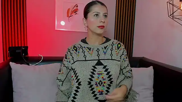 Nahiajhonson  online show from 21, 2, 2026