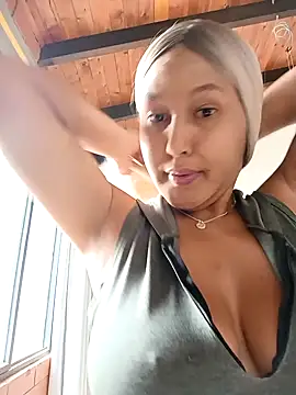 SamaraJay1 online show from 8, 2, 2025