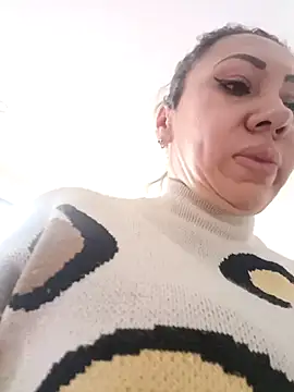 coral smitth online show from 14, 4, 2026