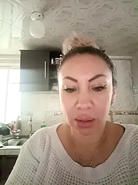 coral smitth online show from 15, 4, 2026