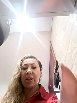 coral smitth online show from 13, 4, 2026