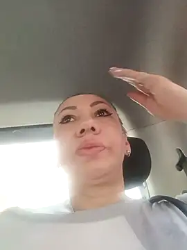 coral smitth online show from 22, 4, 2026