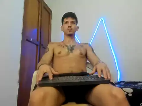 Snapshot of MasterSEX420 chatting on 8, 2, 2026 MasterSEX420 online show from 8, 2, 2026