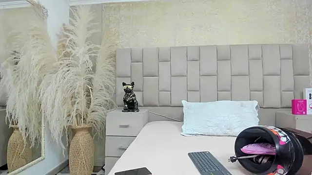 EmmaTorres  online show from 17, 1, 2026