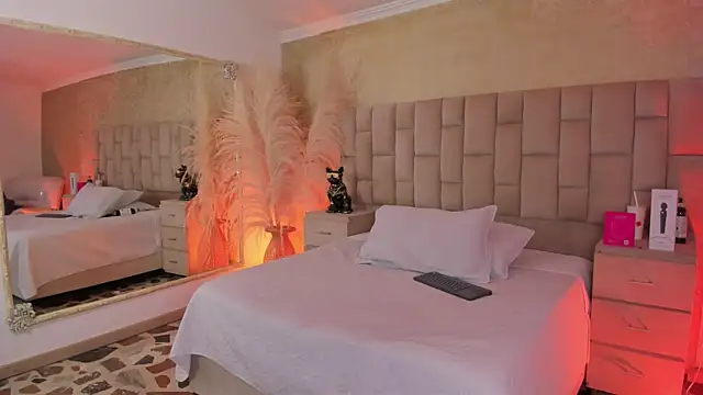 EmmaTorres  online show from 10, 1, 2026