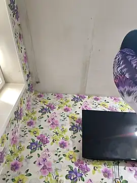 sweetbb15 online show from 24, 4, 2026