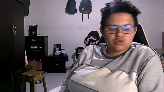 tatsumi nao online show from 15, 11, 2025