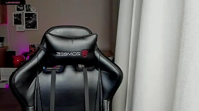 Snapshot of Sm0ly chatting on 11, 2, 2025 Sm0ly online show from 11, 2, 2025