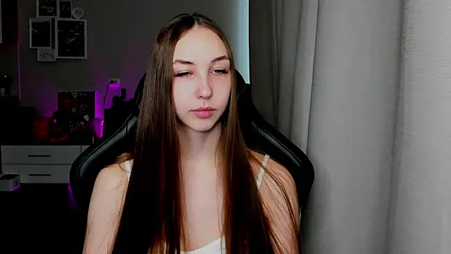 Snapshot of Sm0ly chatting on 4, 5, 2026 Sm0ly online show from 4, 5, 2026