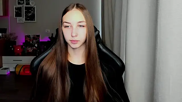 Snapshot of Sm0ly chatting on 27, 9, 2025 Sm0ly online show from 27, 9, 2025