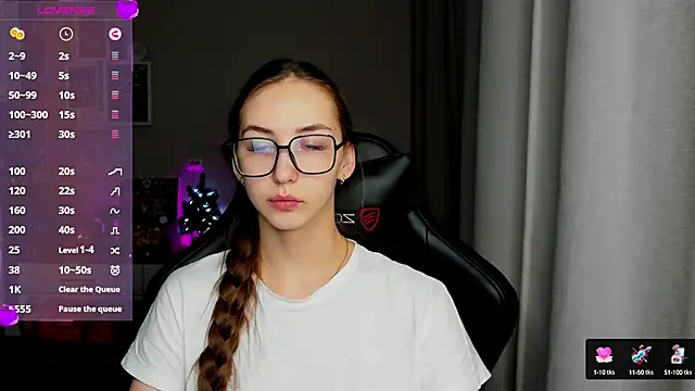 Snapshot of Sm0ly chatting on 23, 1, 2025 Sm0ly online show from 23, 1, 2025