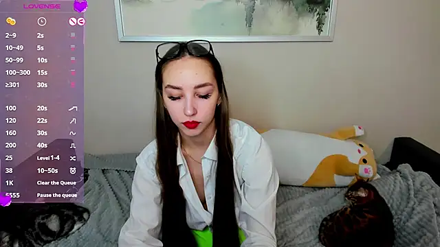 Snapshot of Sm0ly chatting on 12, 3, 2025 Sm0ly online show from 12, 3, 2025