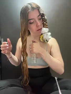 Cloew Marz online show from 21, 4, 2026