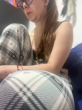 Cloew Marz online show from 15, 2, 2026