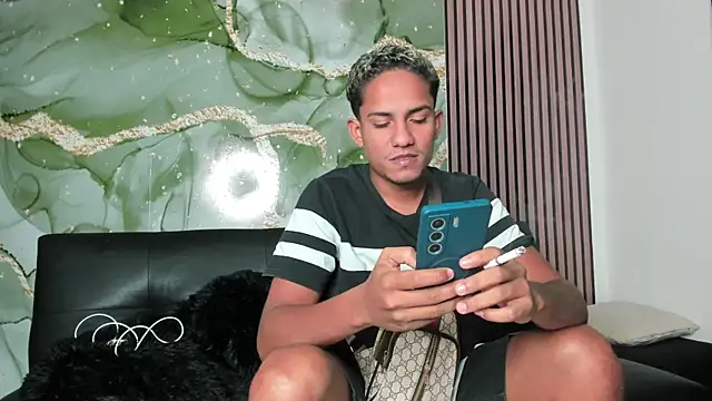 Extreme dirty paradise online show from 17, 1, 2026