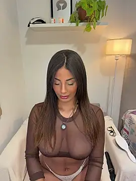 Brownfitbabyy online show from 3, 6, 2026