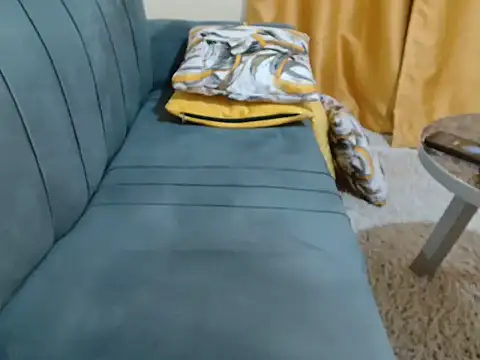 Snapshot of leslysexygirl chatting on 18, 11, 2025 leslysexygirl online show from 18, 11, 2025