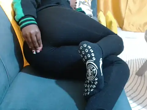 leslysexygirl online show from 24, 2, 2026