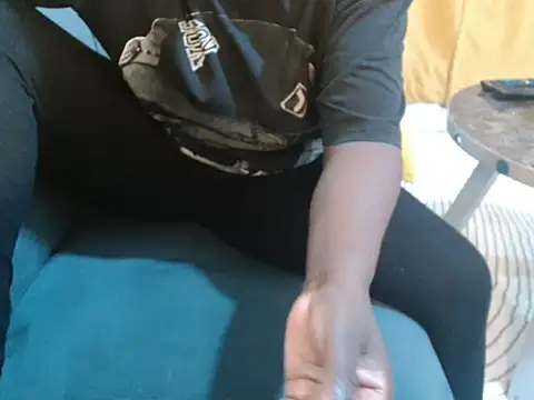 leslysexygirl online show from 22, 4, 2026