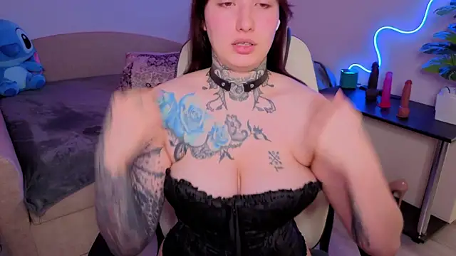 Snapshot of DeeDiamond chatting on 24, 6, 2026 DeeDiamond online show from 24, 6, 2026