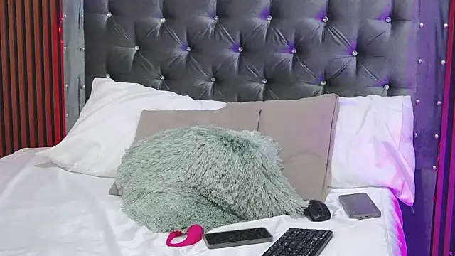 AshleyMontana online show from 9, 4, 2026