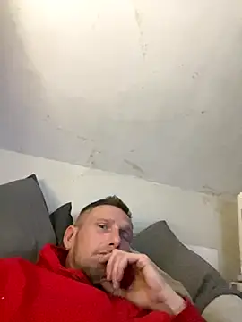 Snapshot of aaronmc311840 chatting on 13, 10, 2025 aaronmc311840 online show from 13, 10, 2025